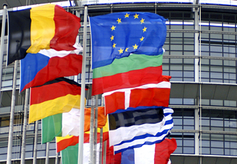 Commission européenne drapeaux